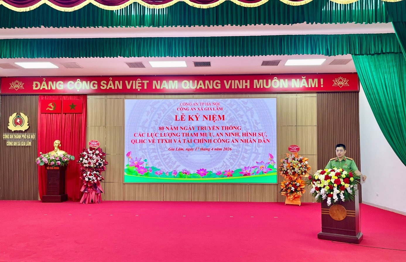 CÔNG AN XÃ GIA LÂM TỔ CHỨC LỄ KỶ NIỆM 80 NĂM NGÀY TRUYỀN THỐNG LỰC LƯỢNG THAM MƯU, AN NINH HÌNH SỰ, QUẢN LÝ HÀNH CHÍNH VÀ TÀI CHÍNH CÔNG AN NHÂN DÂN- Ảnh 3.