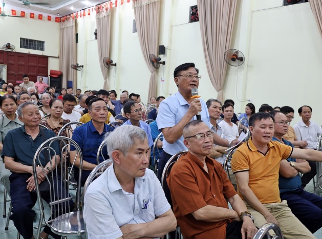 C:\Users\Admin\Desktop\anh doi thoai\7 dt.JPG