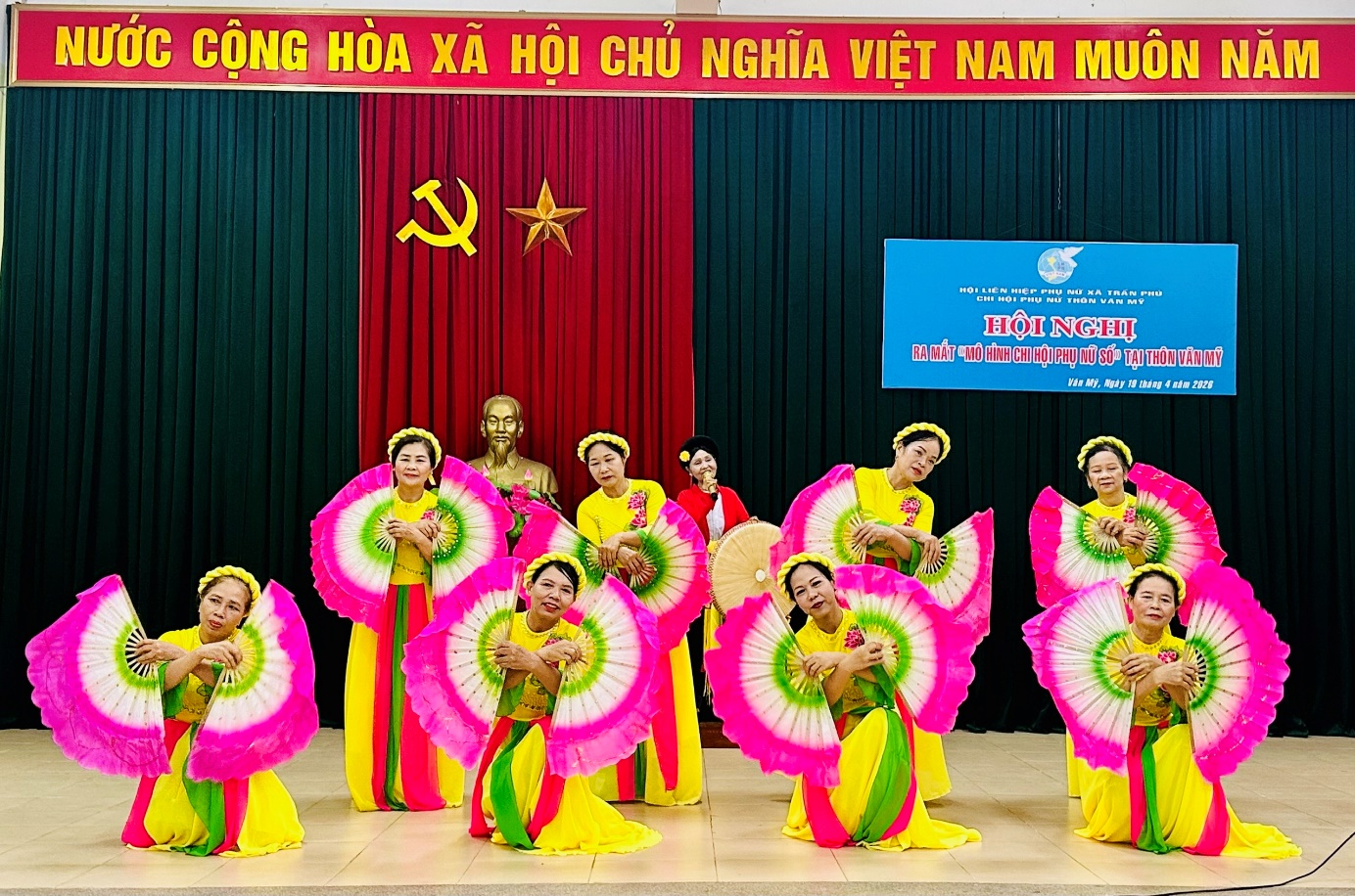 Hội nghị ra mắt mô hình “Chi hội phụ nữ số” tại thôn Văn Mỹ, xã Trần Phú- Ảnh 2.