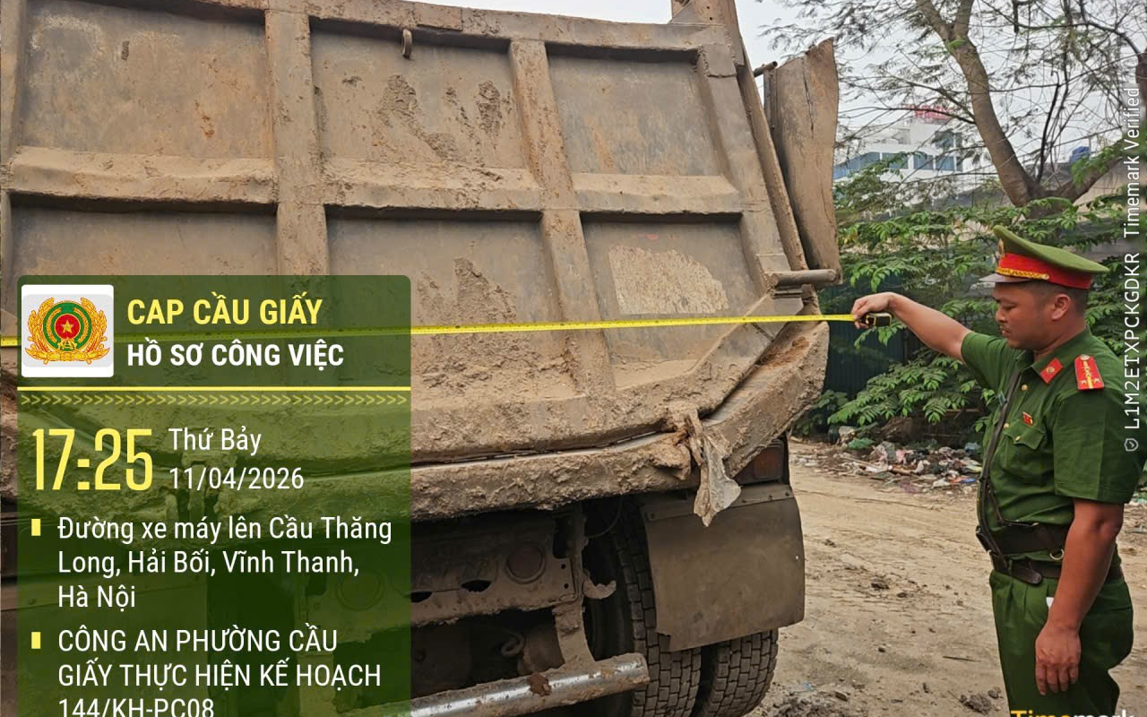 Công an phường Cầu giấy tăng cường rà soát phương tiện ôtô tải tự đổ, xe sơ mi rơ moóc tự đổ