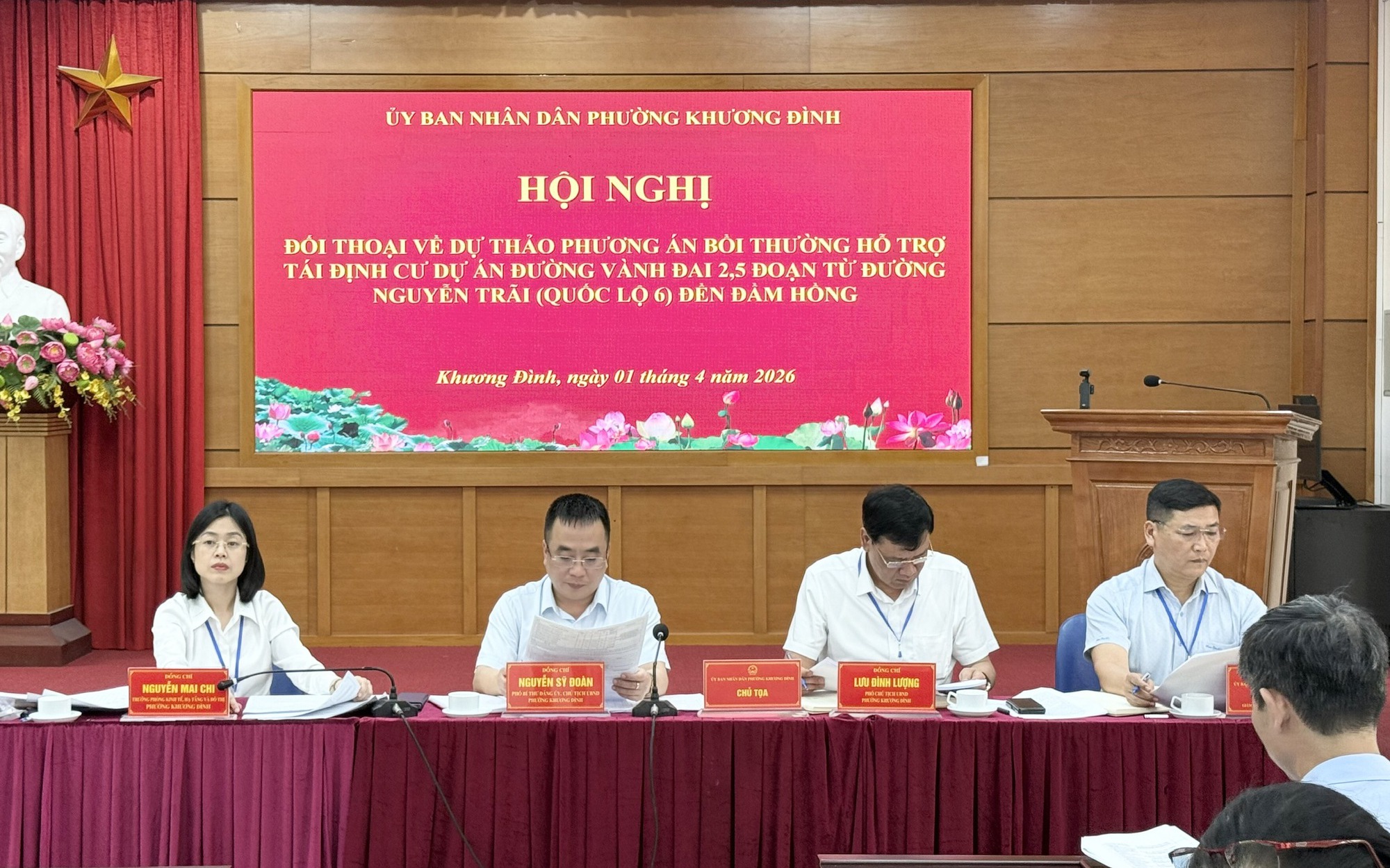 Phường Khương Đình tổ chức Hội nghị đối thoại về dự thảo phương án bồi thường, hỗ trợ, tái định cư dự án đường Vành đai 2,5