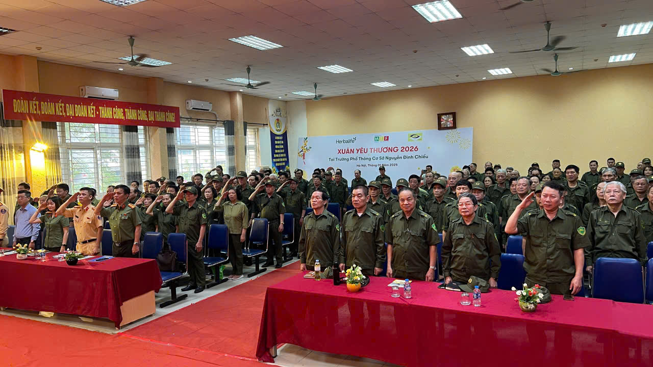 Lễ khai giảng lớp tập huấn kỹ năng điều khiển, phân luồng giao thông và hỗ trợ xử lý các tình huống trong quá trình tham gia bảo đảm trật tự, an toàn giao thông- Ảnh 3.