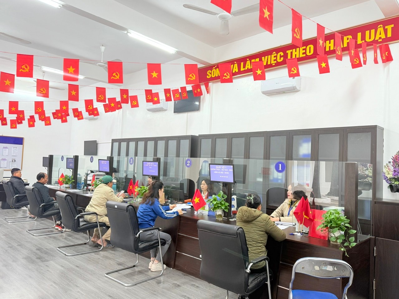 Phường Thượng Cát thuộc Top đầu của Thành phố về Cải cách hành chính năm 2025- Ảnh 1.