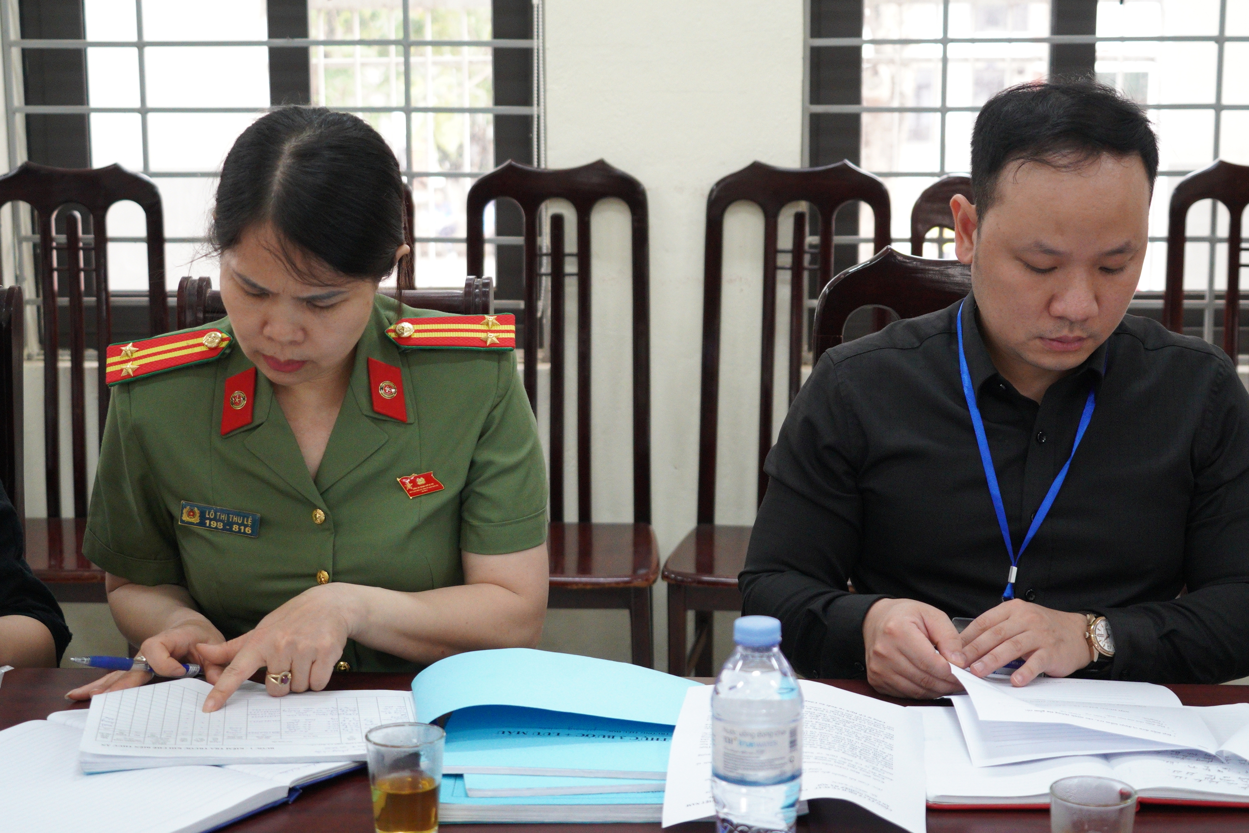 Đoàn liên ngành phường Chương Mỹ kiểm tra an toàn thực phẩm tại trường Tiểu học Phụng Châu và Tiểu học Biên Giang- Ảnh 8.