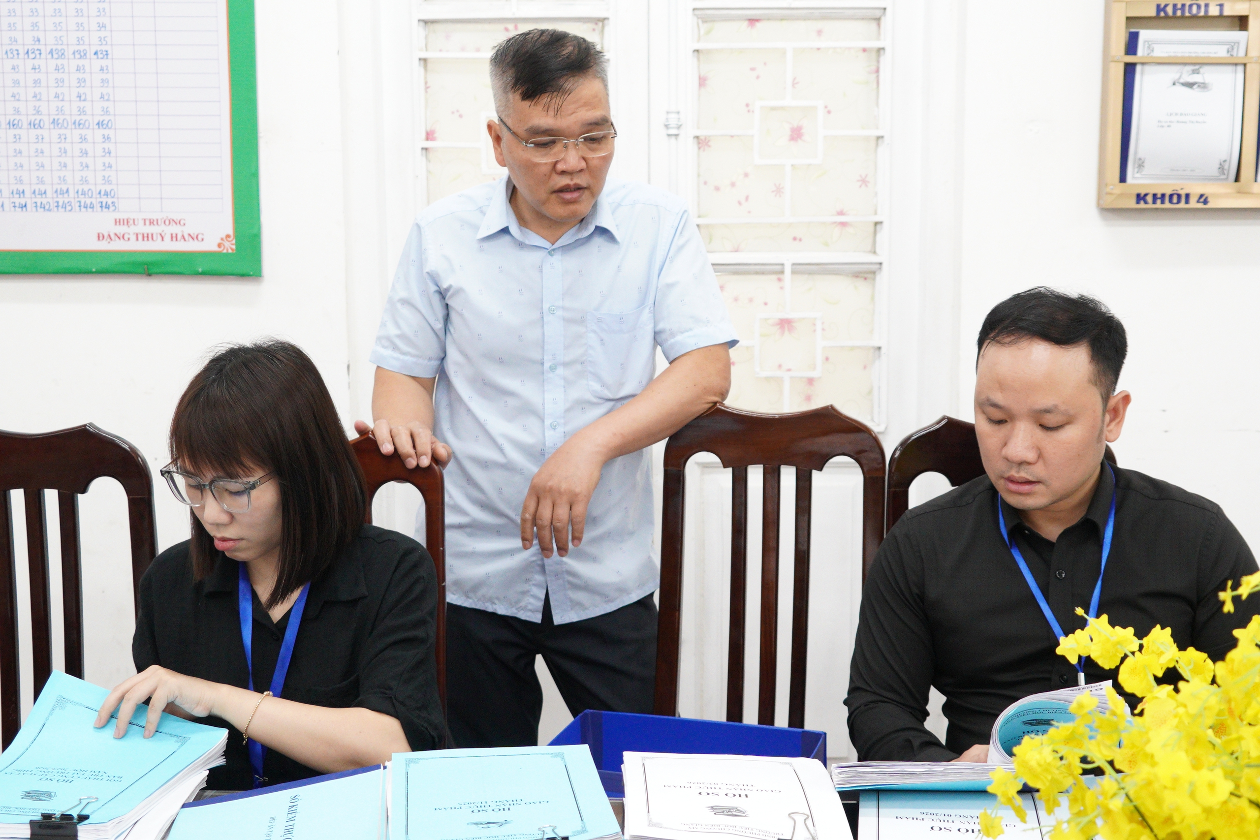 Đoàn liên ngành phường Chương Mỹ kiểm tra an toàn thực phẩm tại trường Tiểu học Phụng Châu và Tiểu học Biên Giang- Ảnh 17.