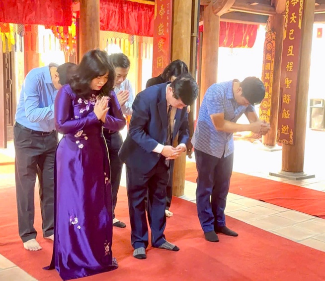 Lãnh đạo xã Hoài Đức dâng lễ tại các lễ hội truyền thống của quê hương- Ảnh 18.