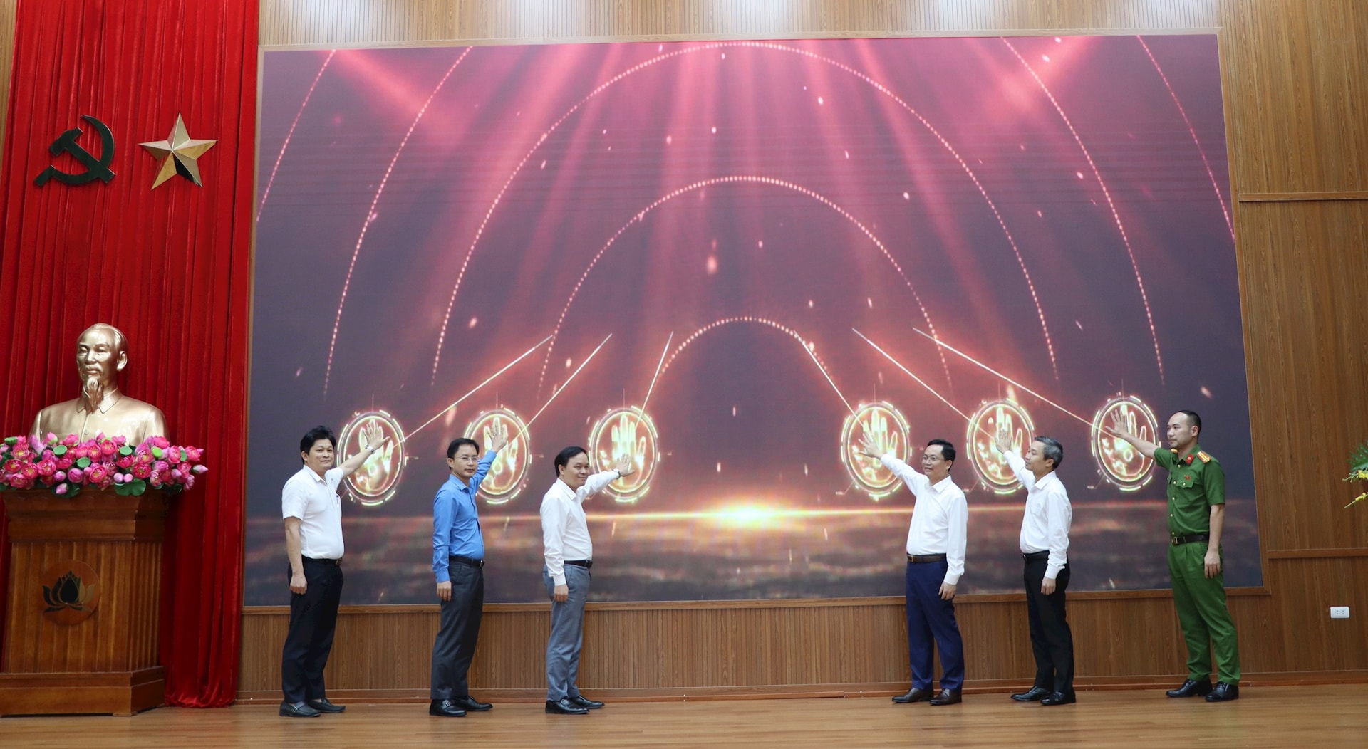 Xã Tiến Thắng phát động cuộc thi chính luận bảo vệ nền tảng tư tưởng của Đảng- Ảnh 1.