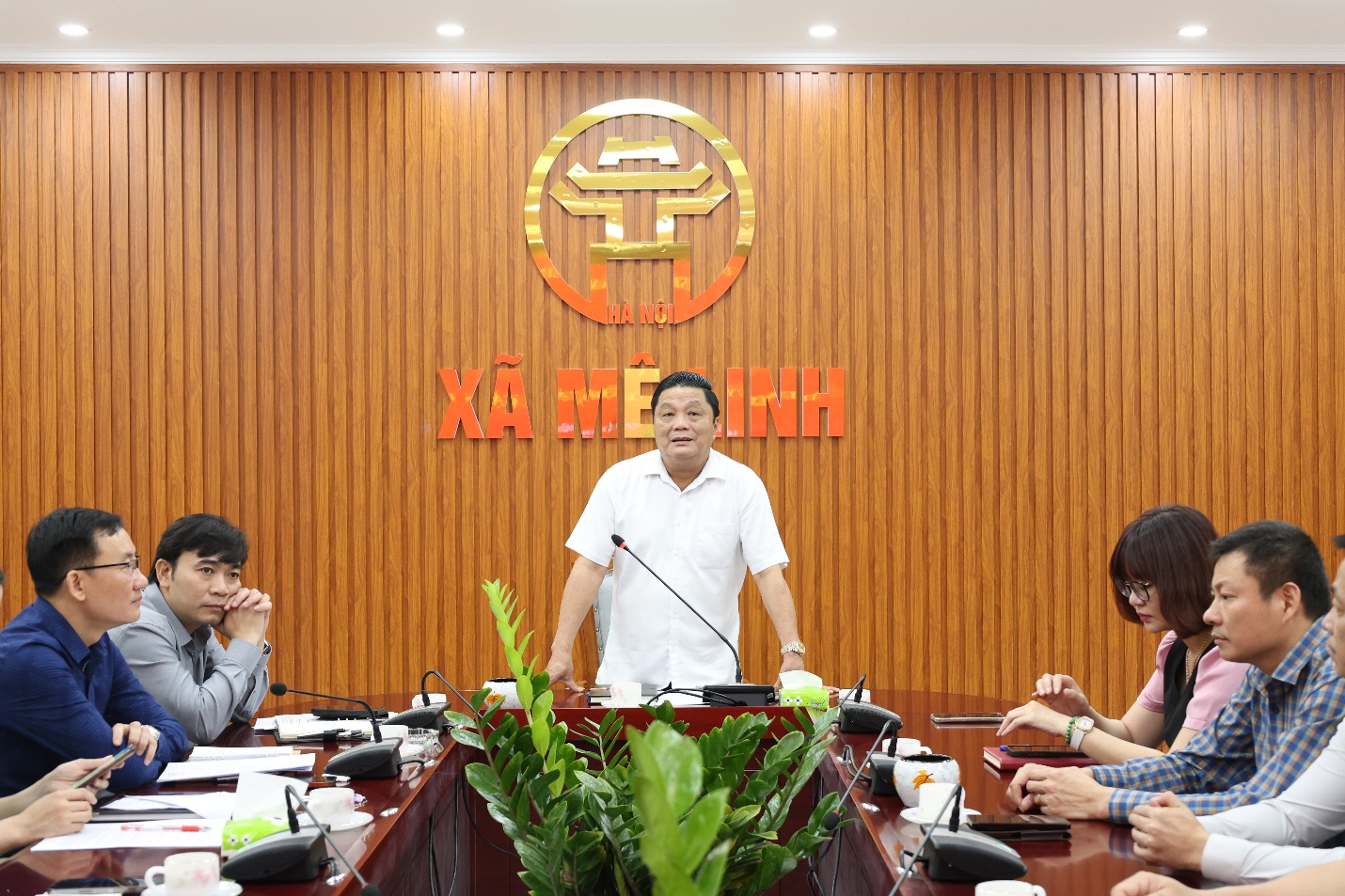 UBND xã Mê Linh tổ chức Hội nghị trao quyết định công tác cán bộ- Ảnh 4.