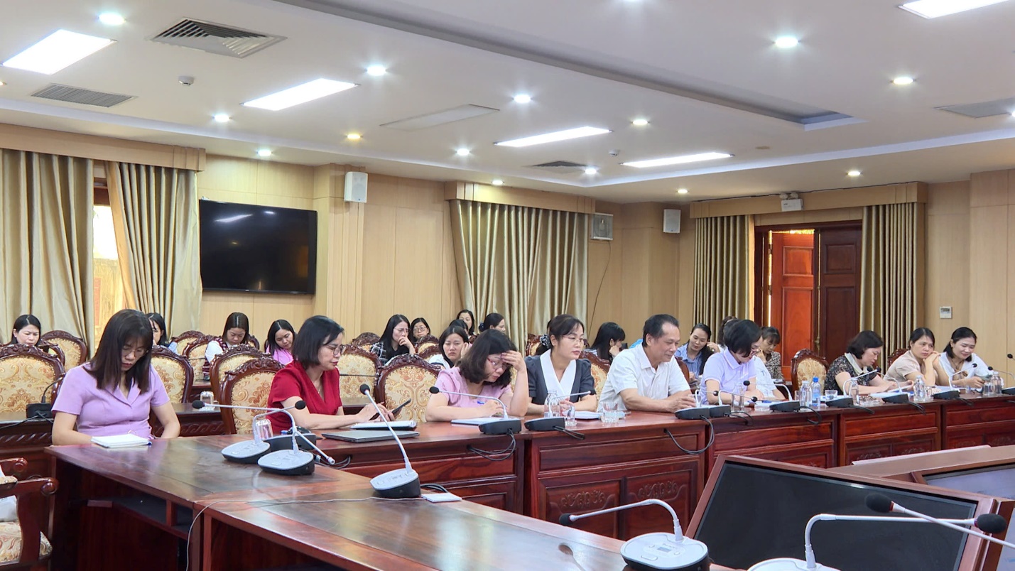 Hoài Đức dự hội nghị quán triệt công tác tuyển sinh đầu cấp và tổ chức kỳ thi tốt nghiệp THPT năm 2026- Ảnh 2.