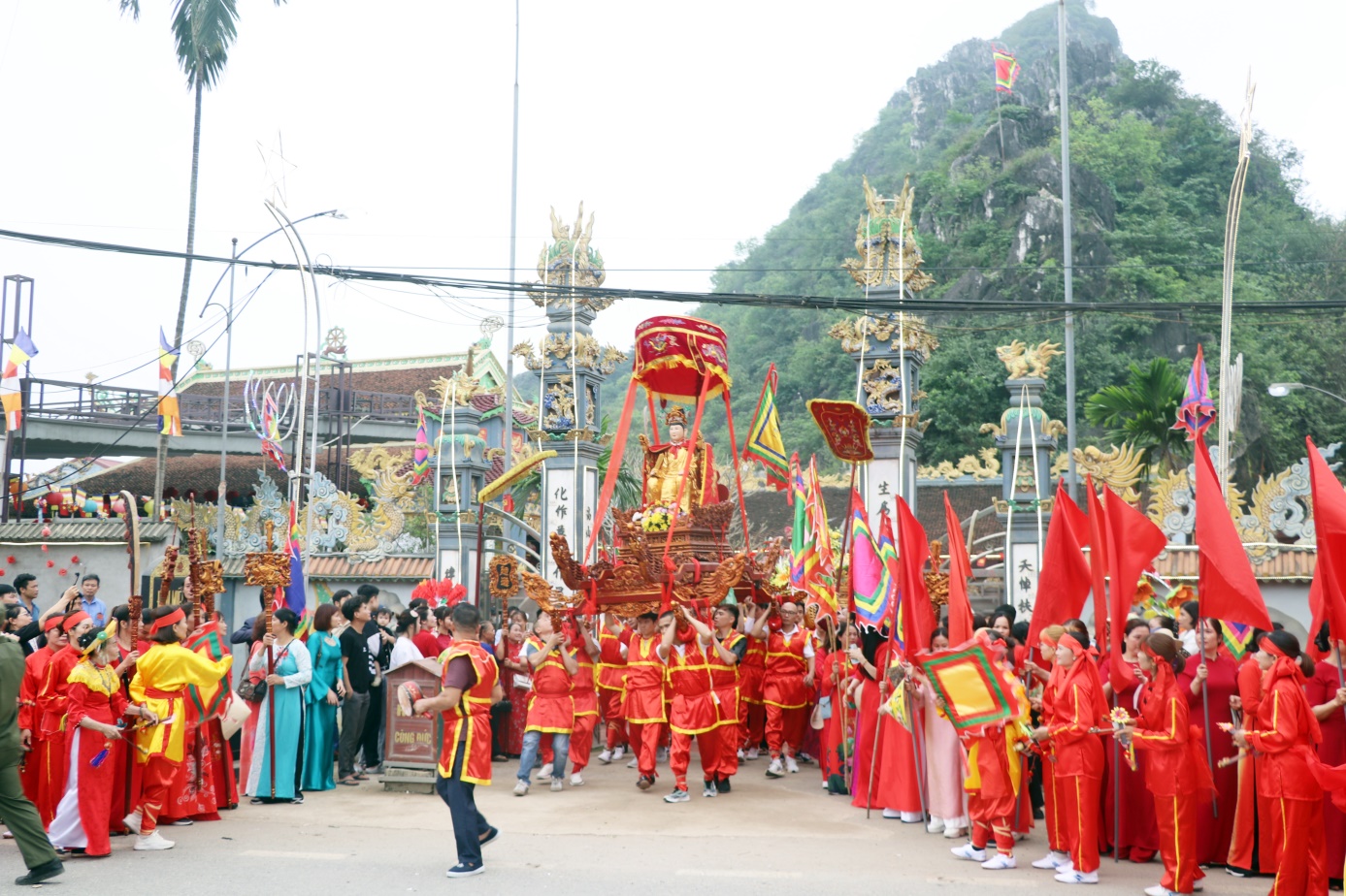 Lễ hội truyền thống Đền Miếu Môn xã Trần Phú thành công tốt đẹp- Ảnh 8.
