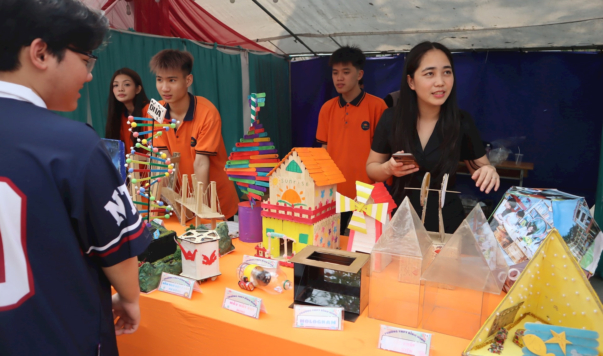 Phường Tây Tựu tạo chuyển biến rõ nét trong đổi mới sáng tạo và chuyển đổi số- Ảnh 4.