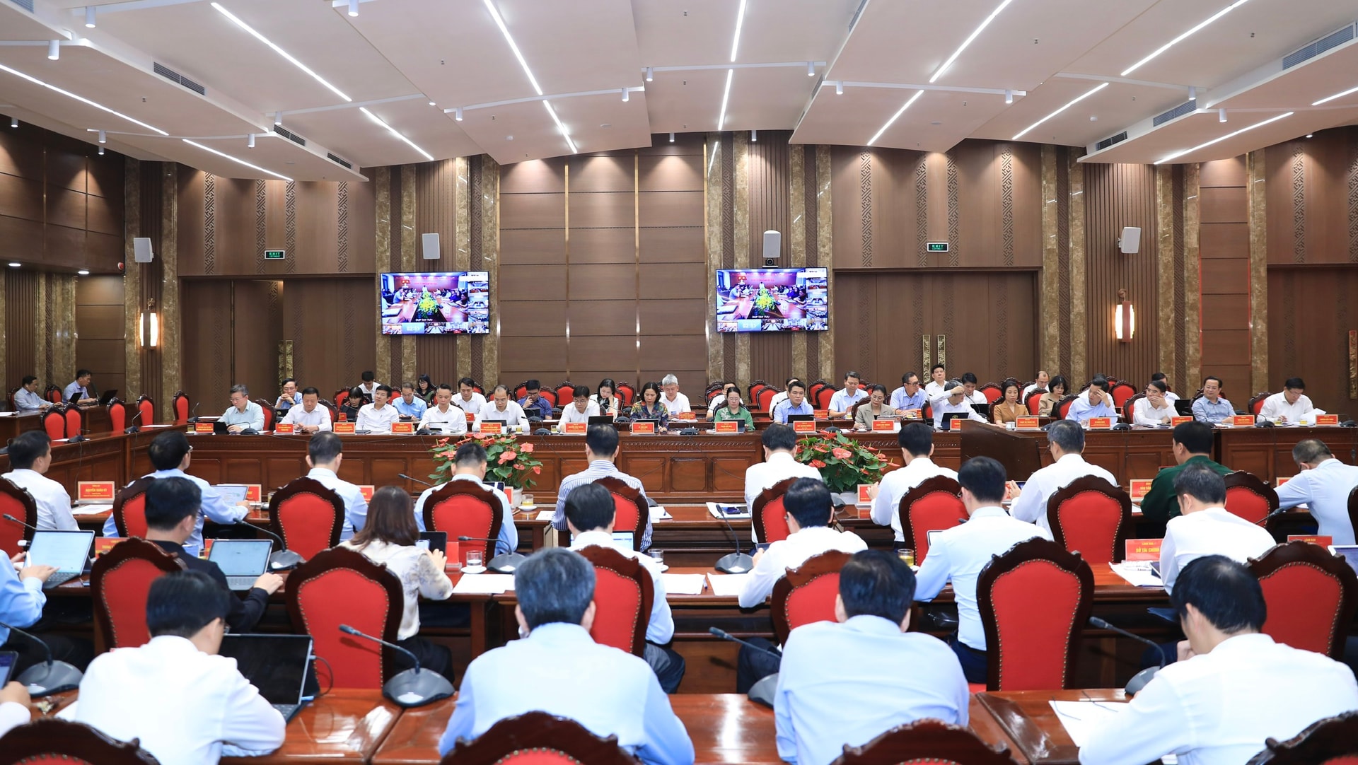 Xã Nam Phù dự hội nghị trực tuyến đánh giá kết quả công tác quý I, triển khai nhiệm vụ trọng tâm quý II-2026- Ảnh 16.