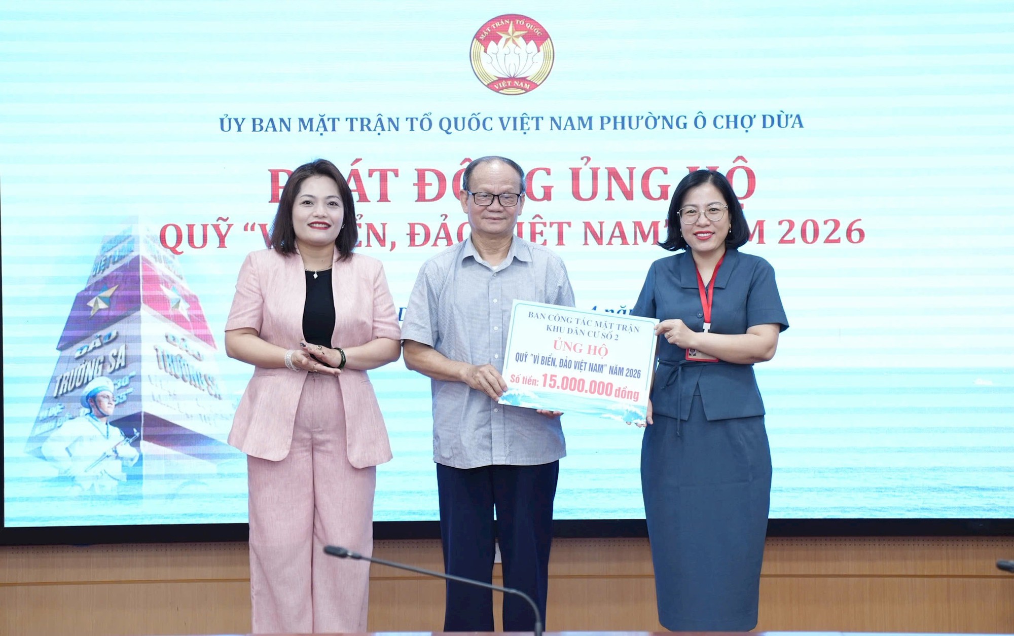 Phường Ô Chợ Dừa phát động ủng hộ Quỹ "Vì biển, đảo Việt Nam"- Ảnh 1.