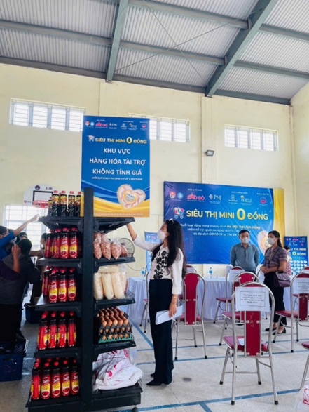 Nhà giáo Nguyễn Thị Bích Thủy – Người Hiệu trưởng tận tâm, người truyền cảm hứng cho ngôi trường mang tên Ngô Thì Nhậm.- Ảnh 9.