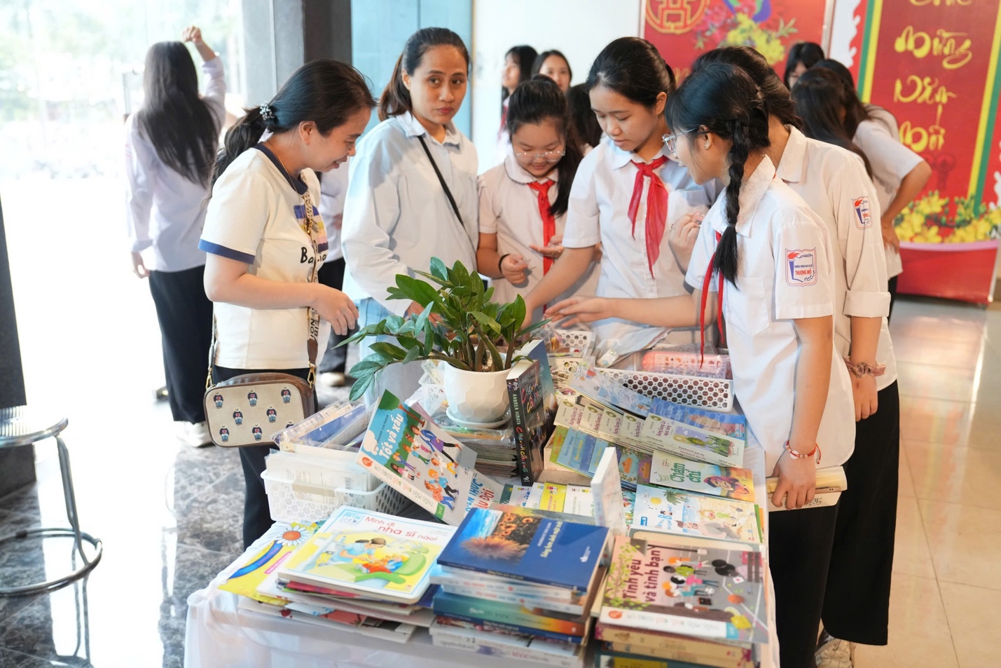 Xã Đan Phượng hưởng ứng Ngày Sách và Văn hóa đọc Việt Nam- Ảnh 2.