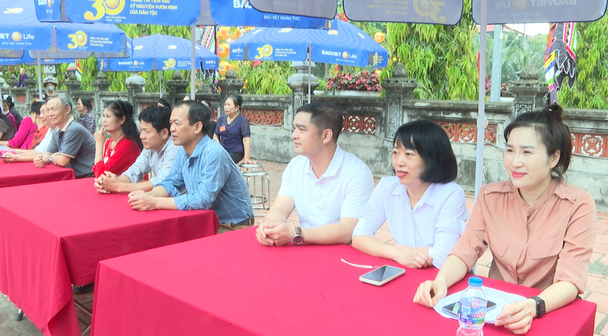 Giao lưu Hát dân ca và Nhạc cổ truyền xã Hát Môn năm 2026 – Sắc màu văn hóa trong Lễ hội Đền Hát Môn- Ảnh 1.