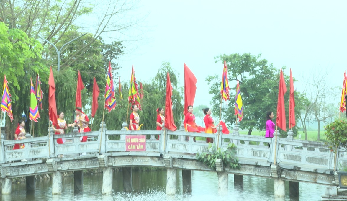 Giao lưu Hát dân ca và Nhạc cổ truyền xã Hát Môn năm 2026 – Sắc màu văn hóa trong Lễ hội Đền Hát Môn- Ảnh 4.