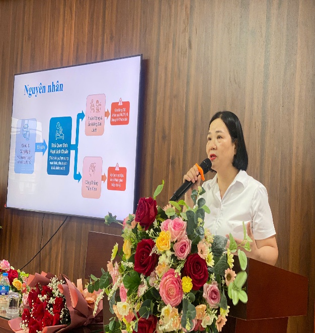 CHƯƠNG TRÌNH CHUYÊN ĐỀ, HỘI THẢO CHỦ ĐỀ: "TĂNG CƯỜNG PHỐI HỢP GIỮA GIA ĐÌNH VÀ NHÀ TRƯỜNG TRONG VIỆC CHĂM SÓC SỨC KHỎE HỌC SINH"- Ảnh 1.