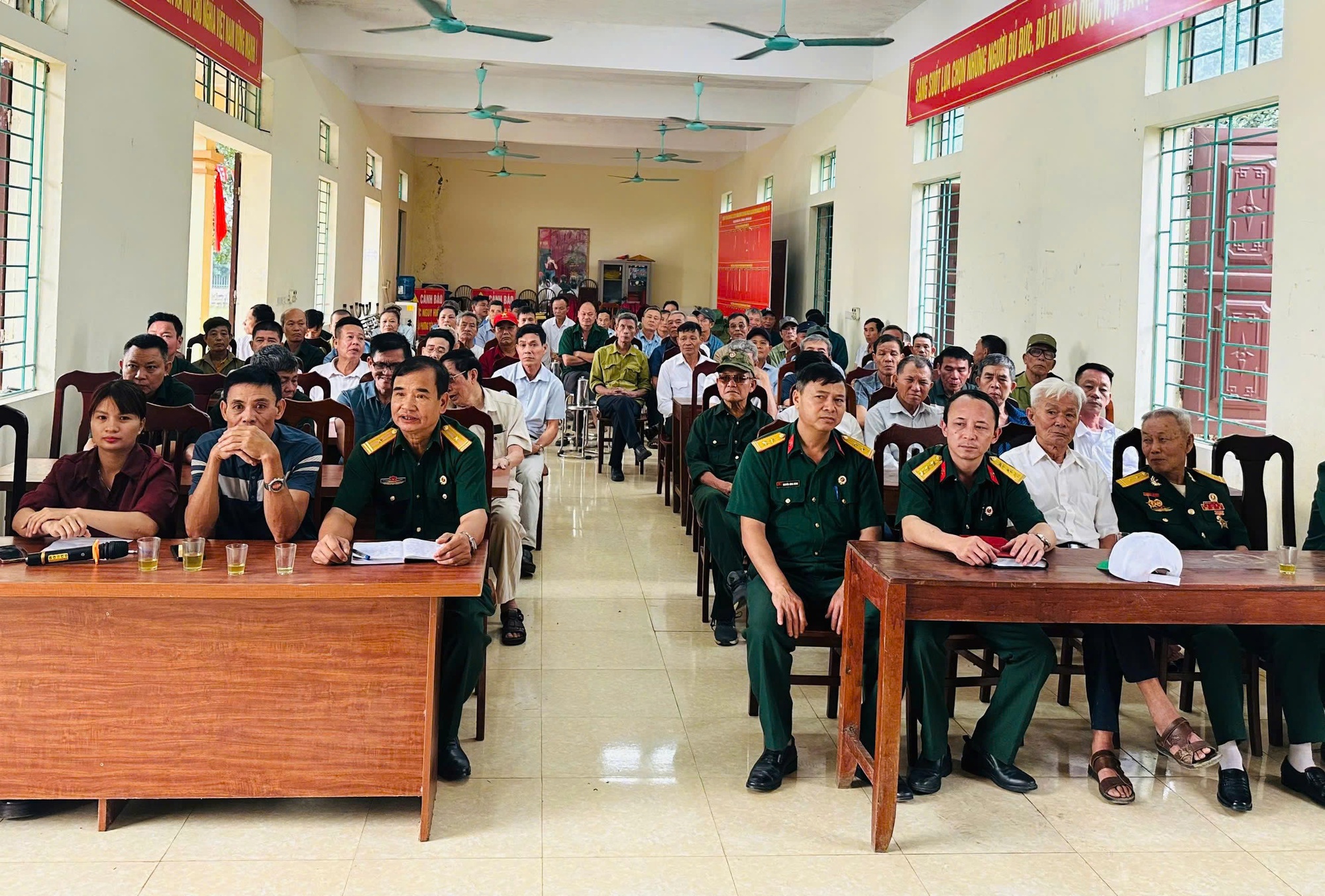 Chi hội Cựu chiến binh thôn Mỹ Lương tổ chức lễ kết nạp hội viên mới năm 2026- Ảnh 1.