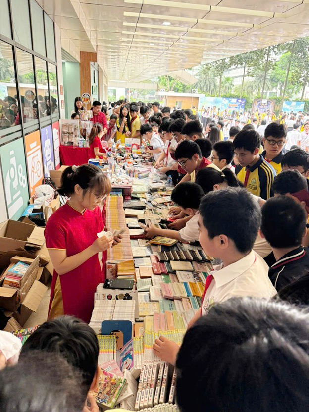 Phường Thanh Xuân sôi nổi tổ chức Ngày Sách và Văn hóa đọc với nhiều hoạt động ý nghĩa- Ảnh 12.