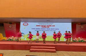 Trường Tiểu học Bùi Quốc Khái lan tỏa thông điệp hưởng ứng Ngày Trái Đất: “Sắc màu tái sinh - Khi rác thải cất lời”- Ảnh 5.