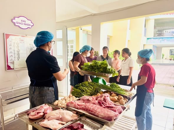 Thượng Phúc tăng cường đảm bảo vệ sinh an toàn thực phẩm vì sức khỏe cộng đồng- Ảnh 1.