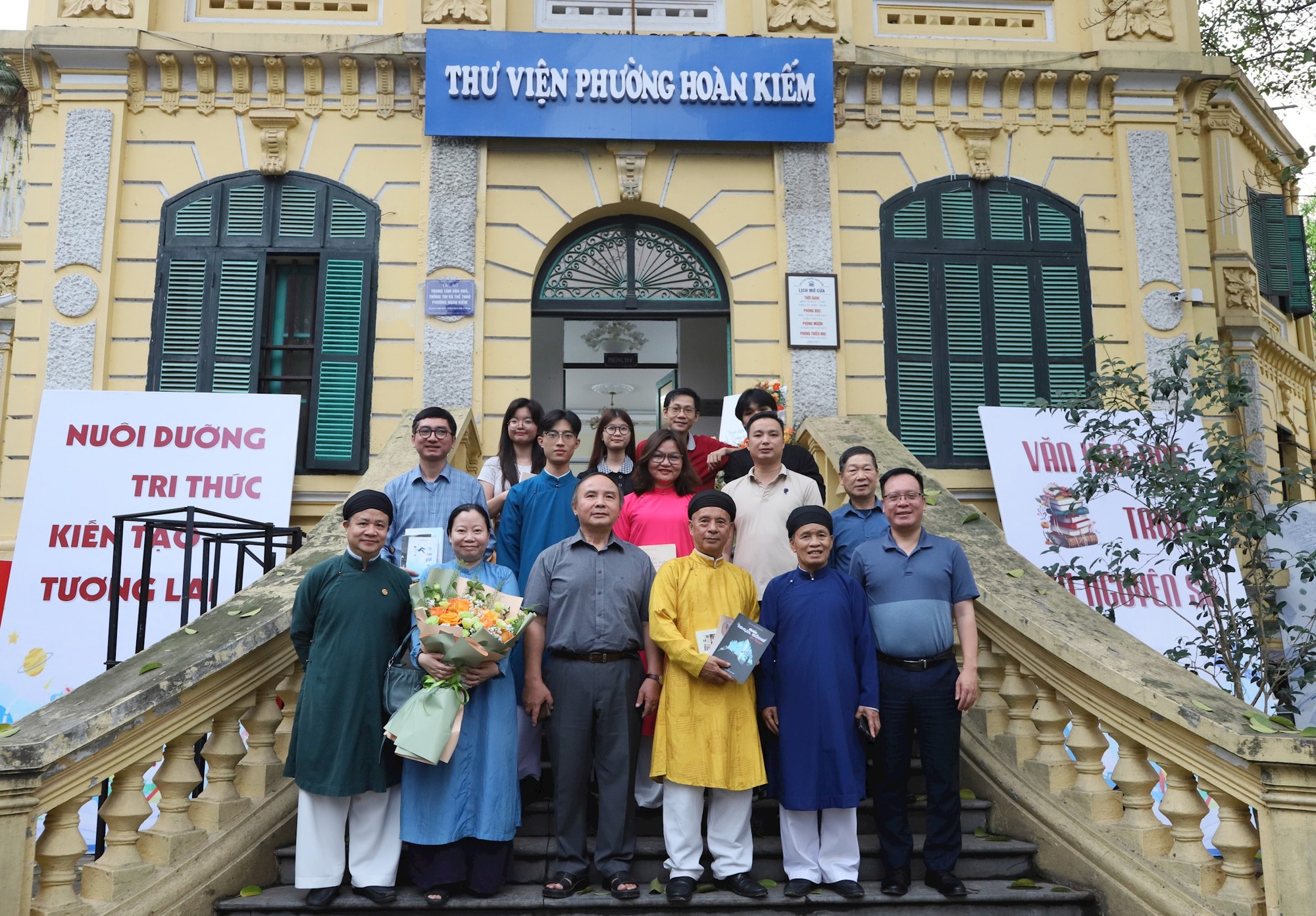 Chuỗi hoạt động hưởng ứng Ngày Sách và Văn hóa đọc Việt Nam tại phường Hoàn Kiếm- Ảnh 3.