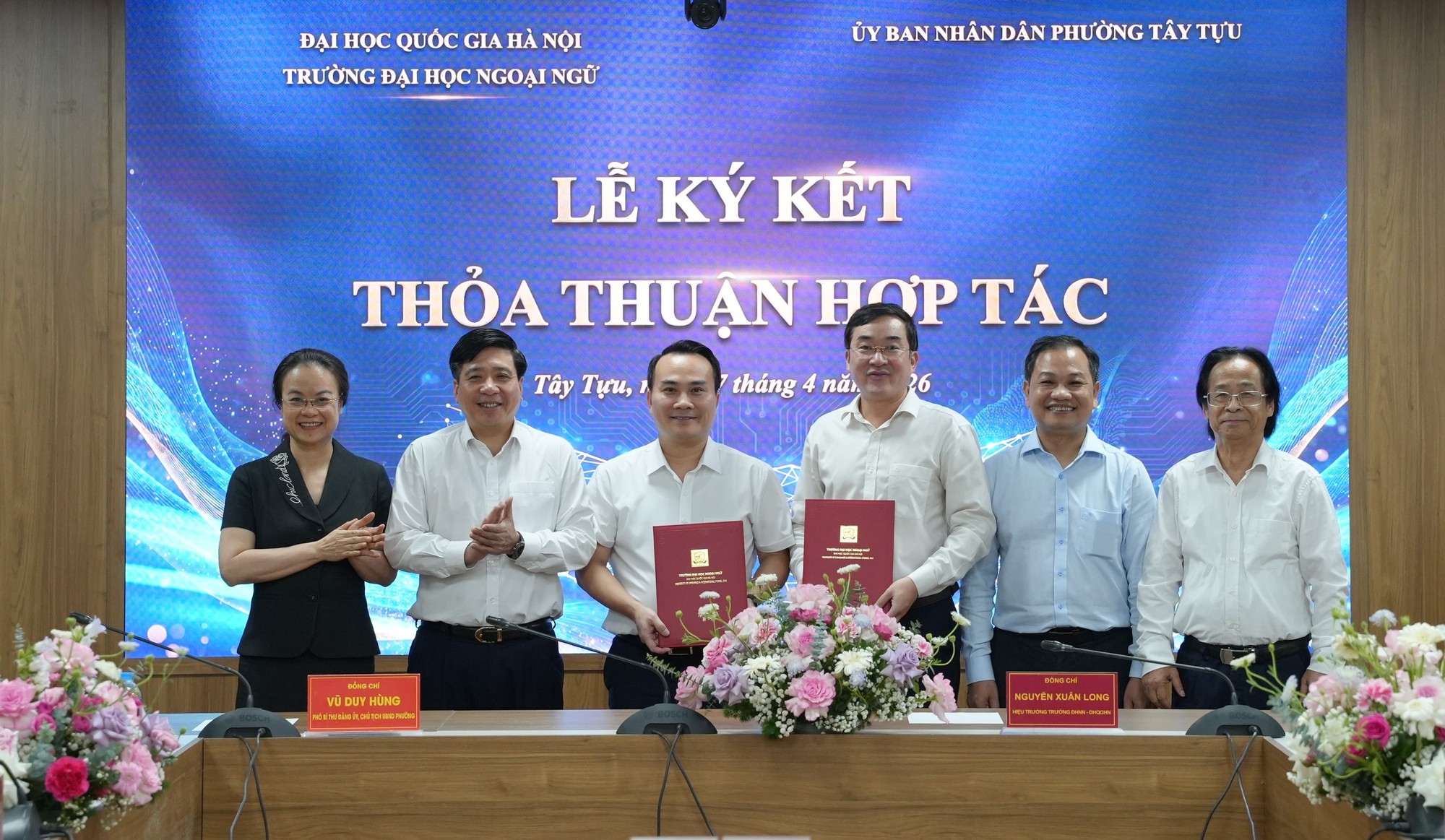 Phường Tây Tựu ký kết hợp tác với Trường Đại học Ngoại ngữ, nâng cao chất lượng giáo dục- Ảnh 1.