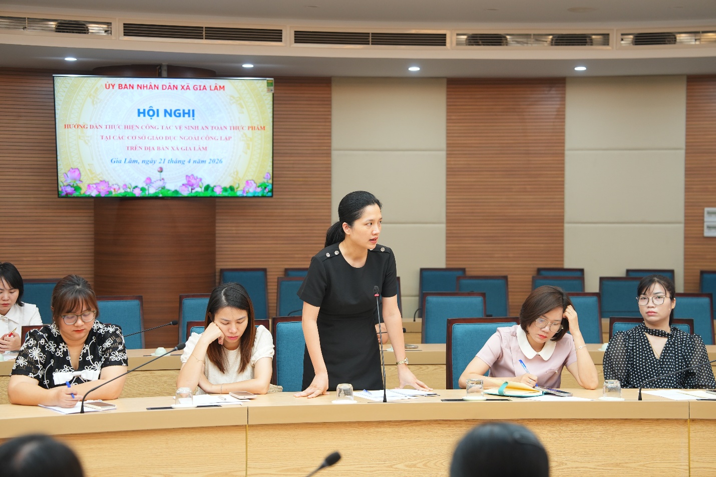 Gia Lâm giao ban công tác vệ sinh an toàn thực phẩm khối trường học ngoài công lập- Ảnh 3.