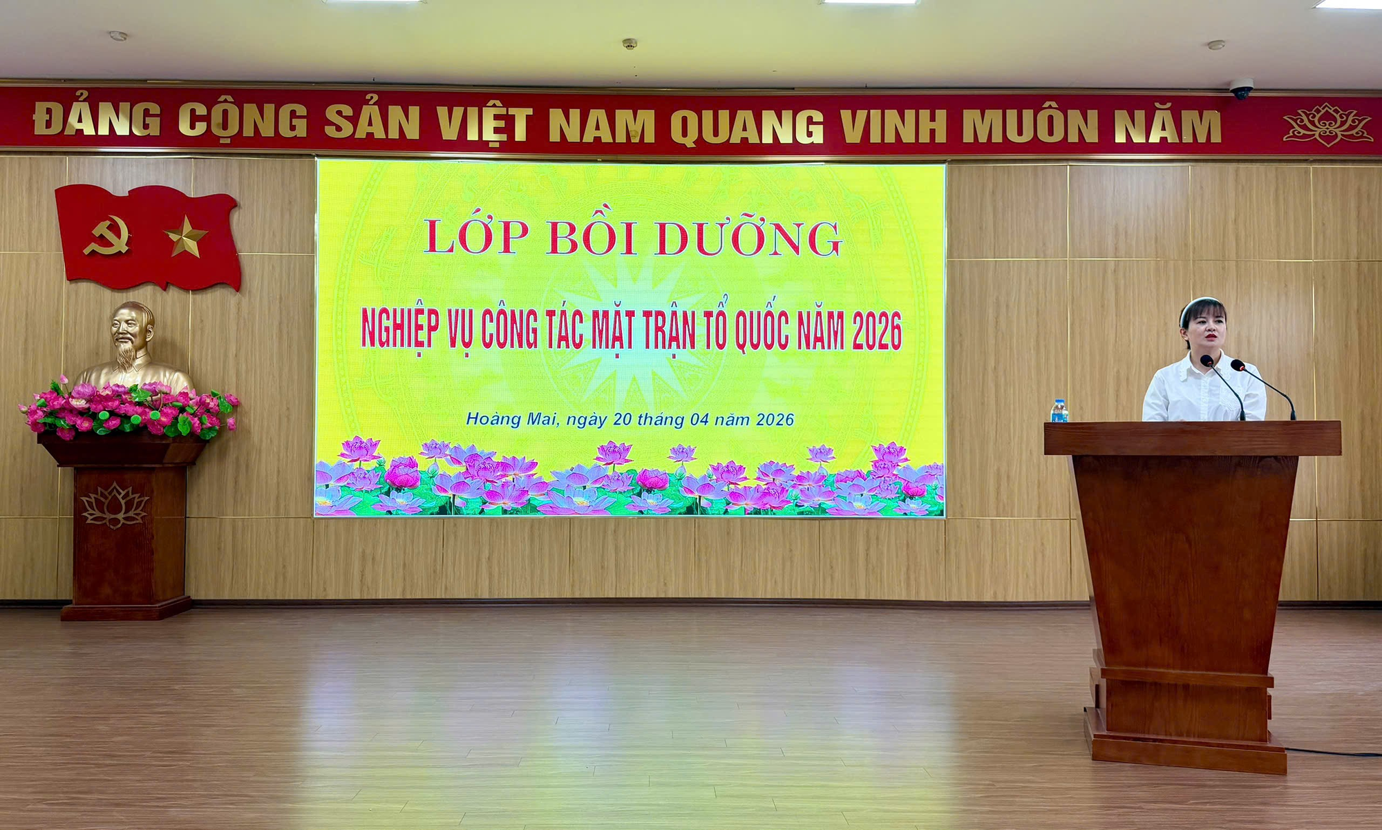 KHAI GIẢNG LỚP BỒI DƯỠNG NGHIỆP VỤ CÔNG TÁC MẶT TRẬN TỔ QUỐC NĂM 2026- Ảnh 1.