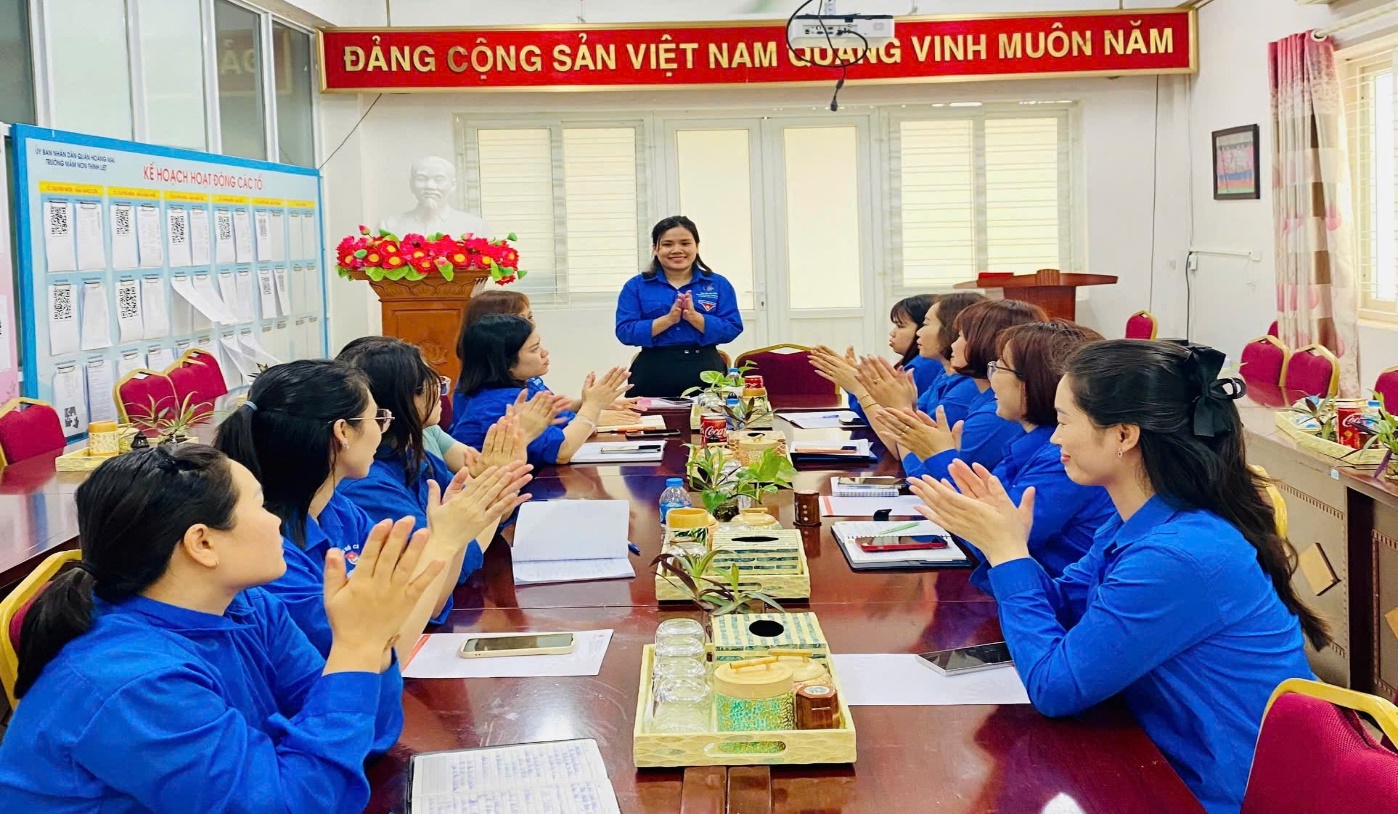 CHI ĐOÀN TRƯỜNG MẦM NON THỊNH LIỆT PHÁT ĐỘNG CUỘC THI CHÍNH LUẬN VỀ BẢO VỆ NỀN TẢNG TƯ TƯỞNG CỦA ĐẢNG LẦN THỨ VI, NĂM 2026- Ảnh 1.