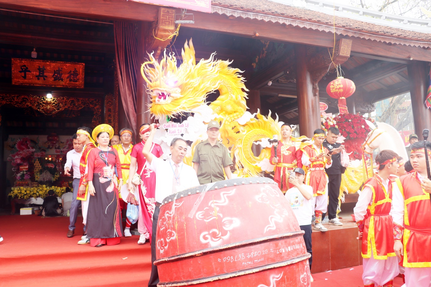 Khai mạc Lễ hội truyền thống Đình làng Hữu Văn năm 2026- Ảnh 2.