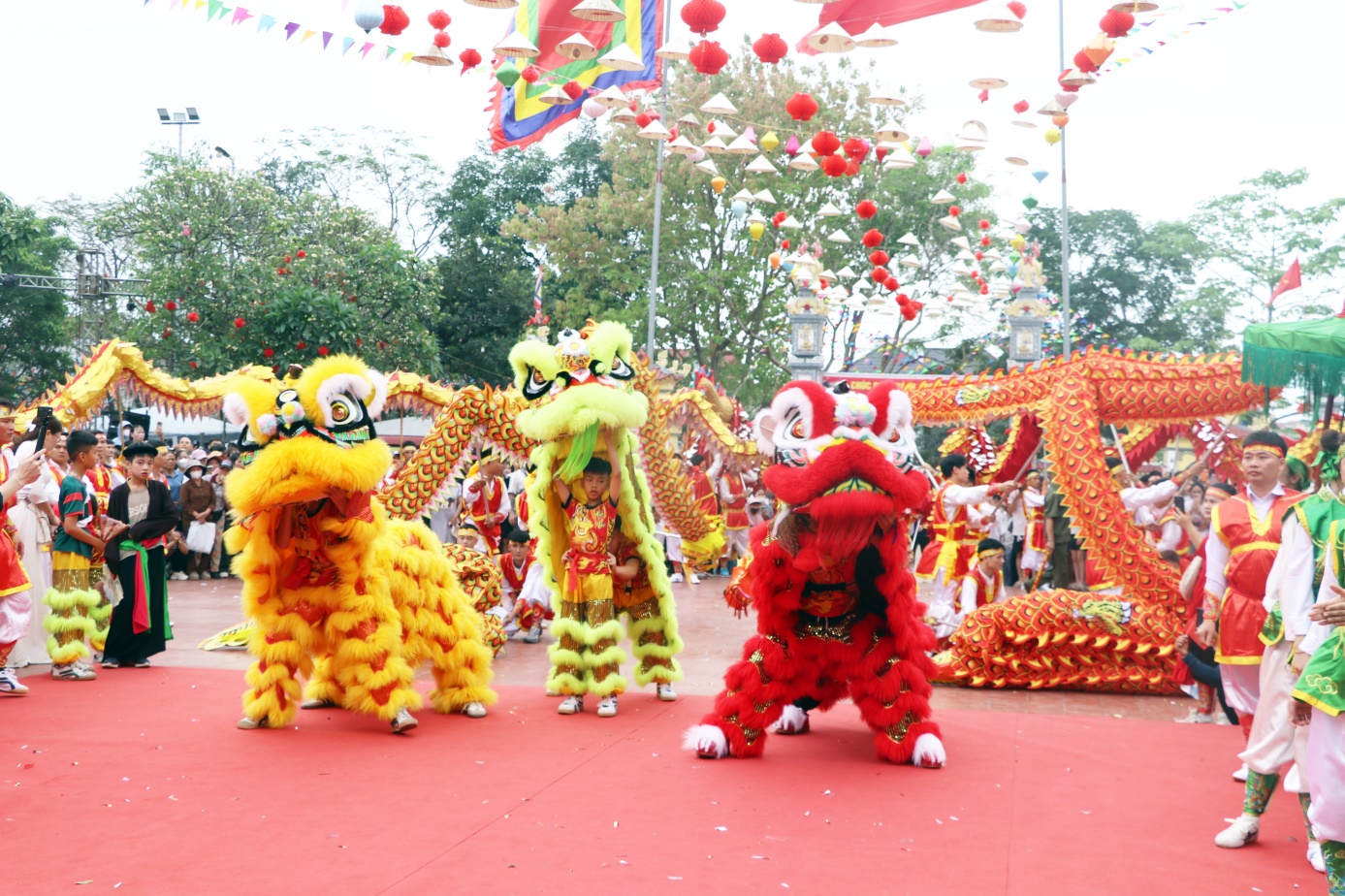 Khai mạc Lễ hội truyền thống Đình làng Hữu Văn năm 2026- Ảnh 6.