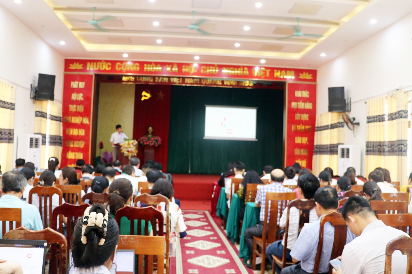 Hội nghị tập huấn, hướng dẫn sử dụng các phần mềm của Đảng trên môi trường điện tử.- Ảnh 2.