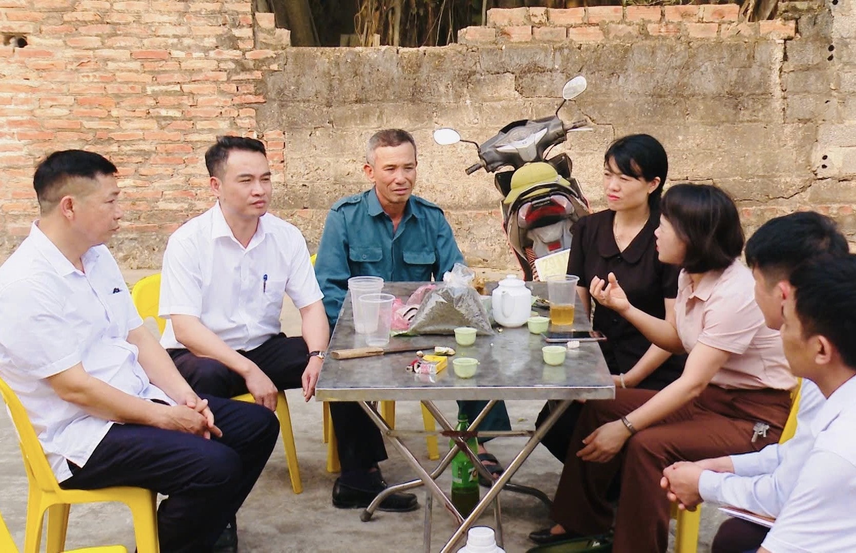 Gỡ điểm nghẽn bằng lòng dân ở Ứng Hòa- Ảnh 1.