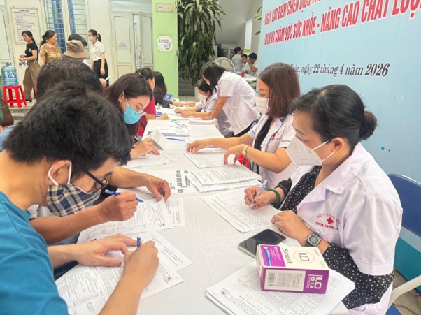 Phường Thanh Xuân tổ chức Ngày cao điểm “Chiến dịch truyền thông lồng ghép cung cấp dịch vụ chăm sóc sức khỏe, nâng cao chất lượng dân số năm 2026”- Ảnh 8.