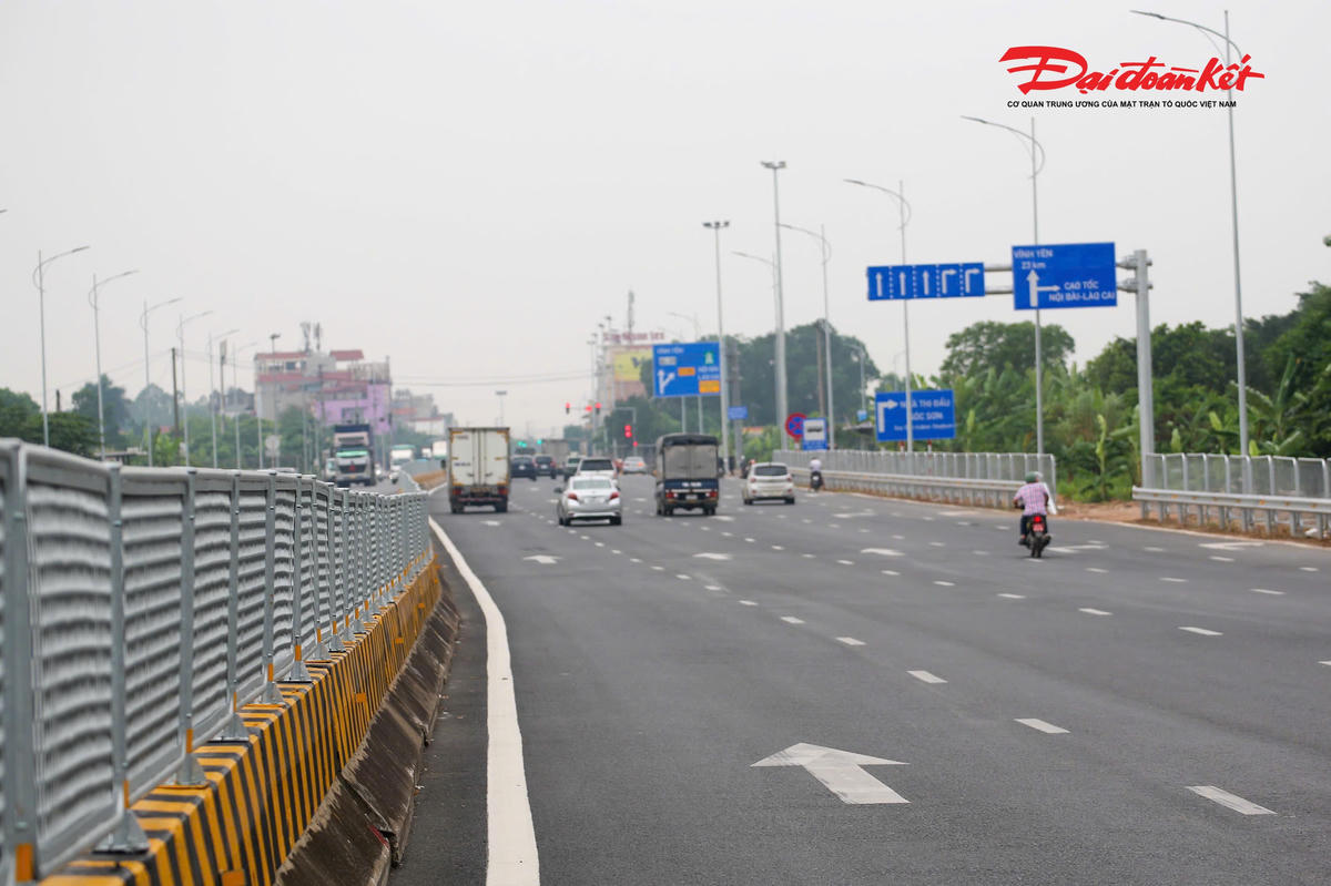 “Thay áo mới” nút giao Nội Bài, cửa ngõ phía Bắc Hà Nội thông thoáng trở lại- Ảnh 7.