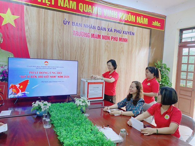 Các trường học trên địa bàn xã Phú Xuyên ủng hộ
Quỹ “Vì biển đảo Việt Nam” năm 2026
- Ảnh 5.