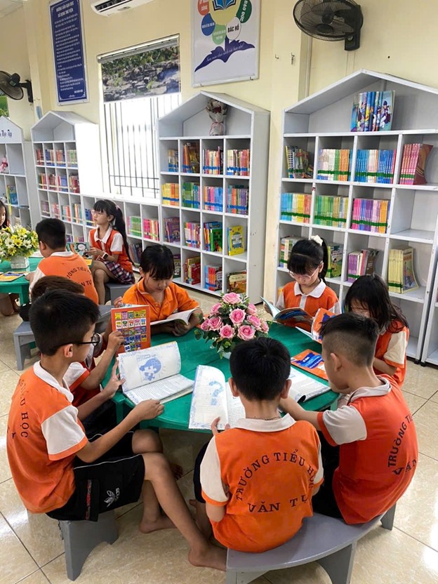 Sôi nổi các hoạt động hưởng ứng Ngày Sách và Văn hóa đọc Việt Nam năm 2026 tại các cơ sở giáo dục xã Phú Xuyên- Ảnh 12.