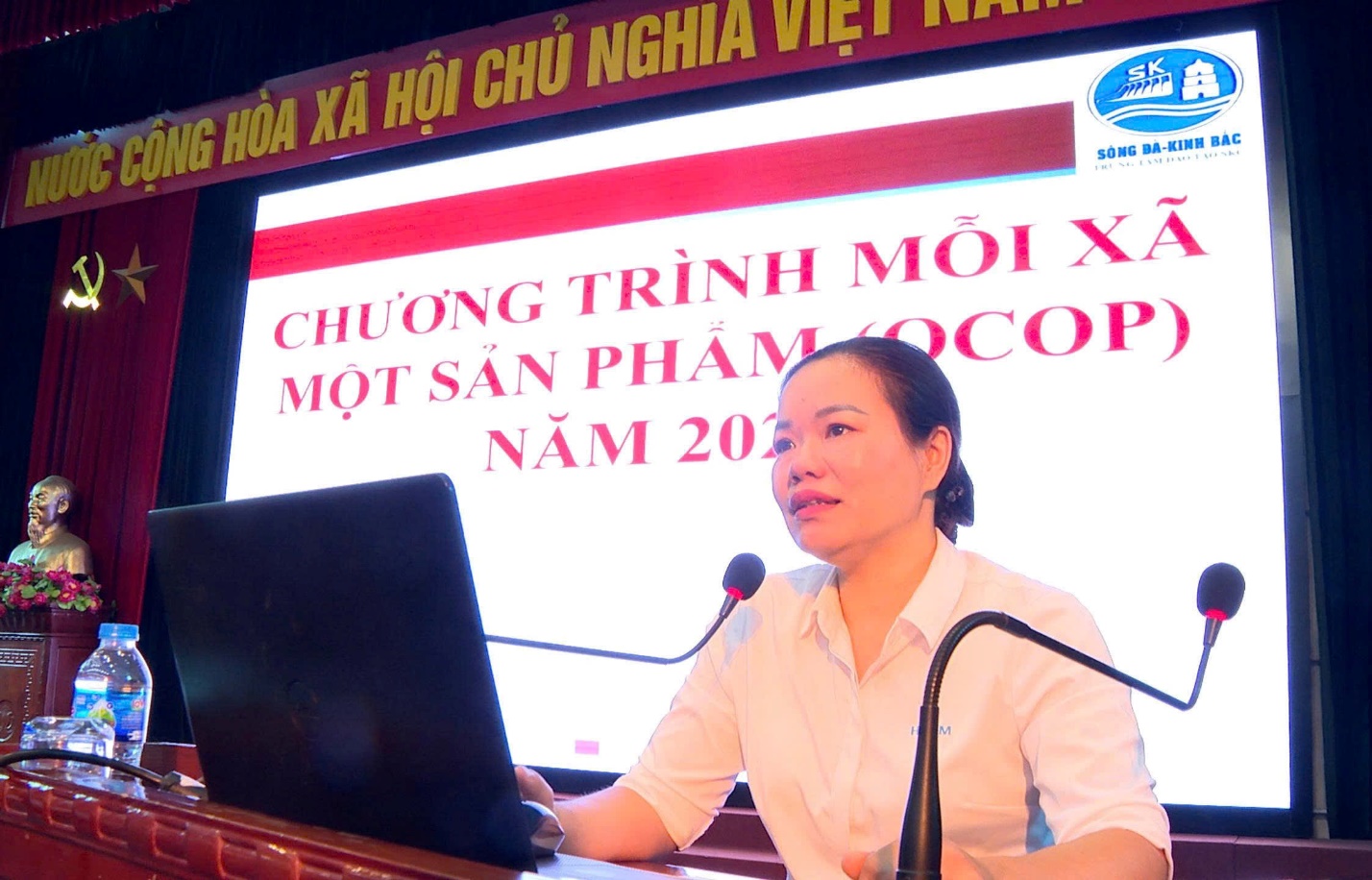 Tập huấn nghiệp vụ công tác Hội nông dân năm 2026 cho cán bộ hội nông dân 4 xã Hoài Đức, Dương Hoà, Sơn Đồng, An Khánh- Ảnh 4.