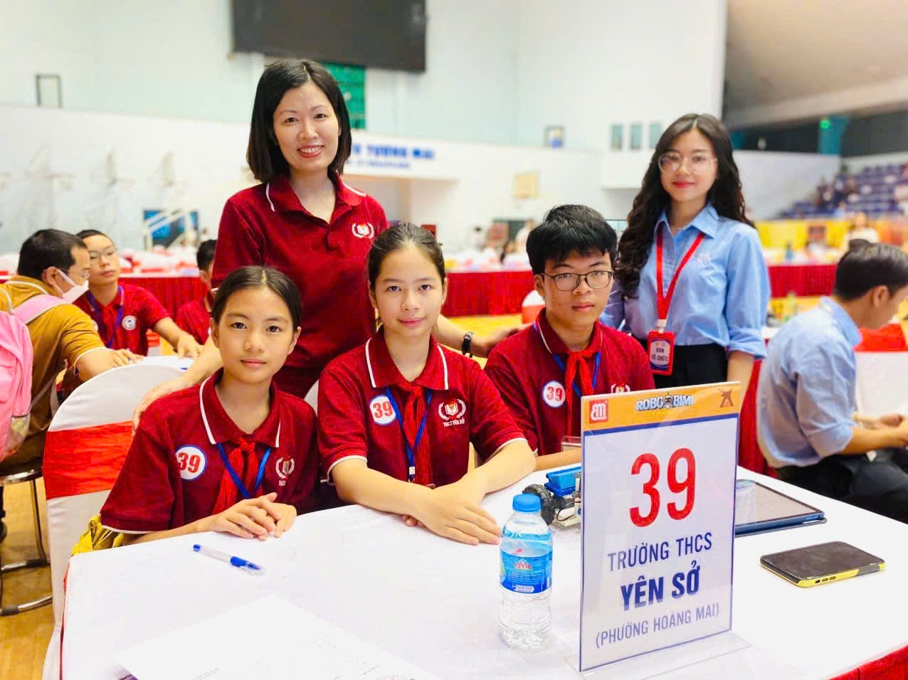 HỌC SINH TRƯỜNG THCS YÊN SỞ THAM GIA CHƯƠNG TRÌNH ROBOBIMI AI CHAMPION CẤP THCS VÀ TRAO GIẢI KỲ THI TÌM KIẾM TÀI NĂNG TOÁN HỌC QUỐC TẾ ITMC 2026 NĂM HỌC 2025–2026- Ảnh 1.