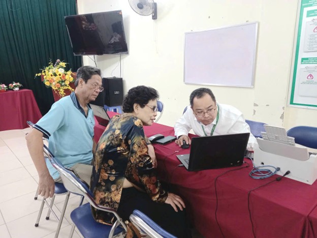 Cải thiện và nâng cao Chỉ số cải cách hành chính, Chỉ số hài lòng của người dân đối với sự phục vụ của các cơ quan hành chính nhà nước, Chỉ số hiệu quả quản trị và hành chính công phường Láng năm 2026- Ảnh 1.