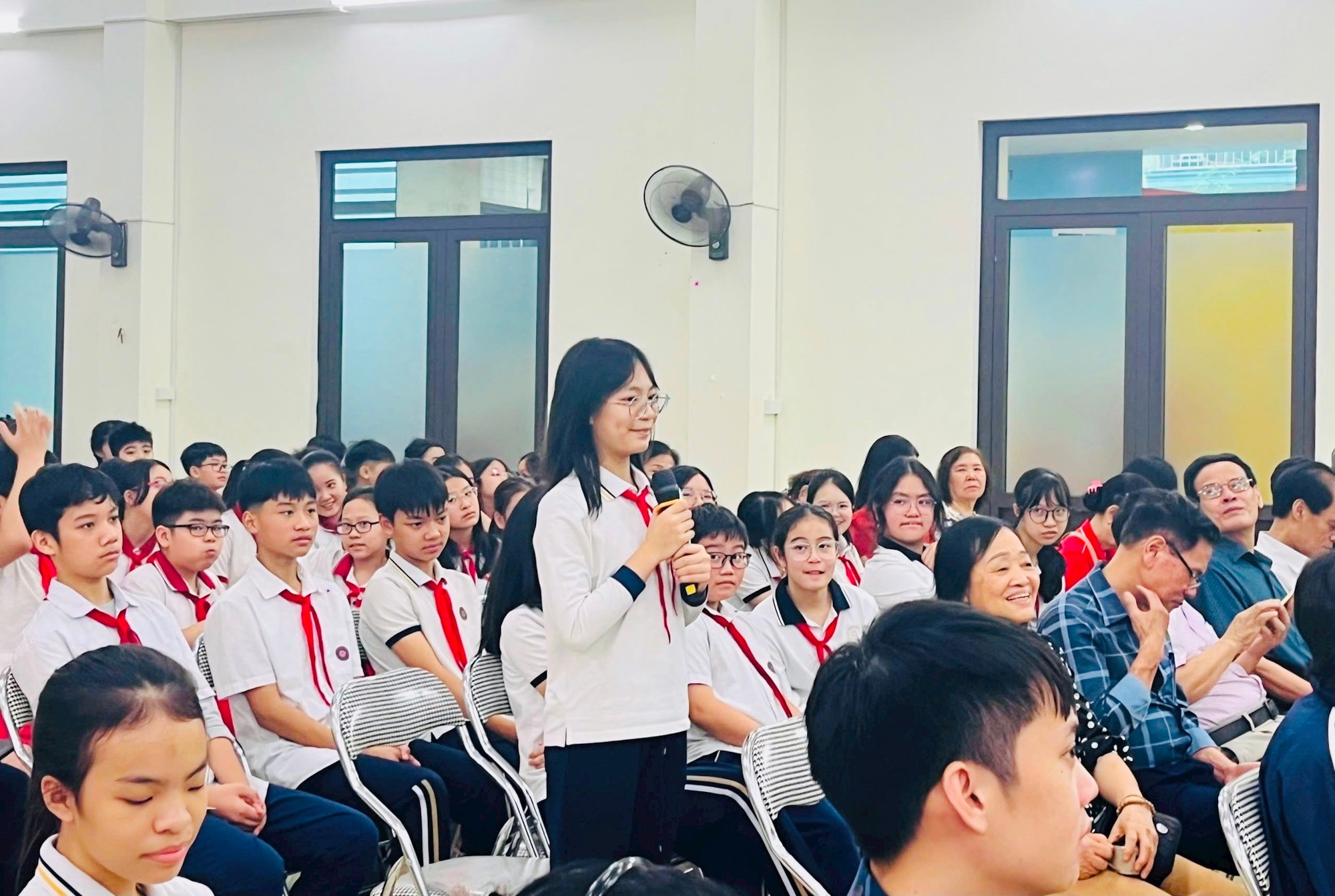 Phường Phương Liệt hưởng ứng Ngày Sách và Văn hóa đọc Việt Nam- Ảnh 4.