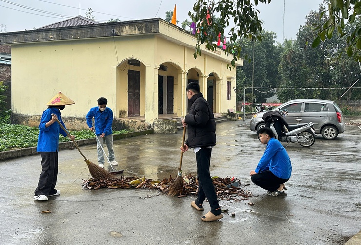 Xuân Mai tăng cường công tác vệ sinh môi trường, xử lý triệt để rác thải tồn đọng- Ảnh 2.