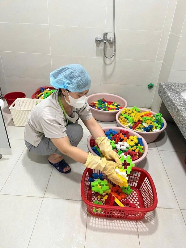 Phường Thanh Xuân triển khai Chiến dịch cao điểm vệ sinh môi trường, khử khuẩn chủ động phòng, chống bệnh Tay chân miệng- Ảnh 5.