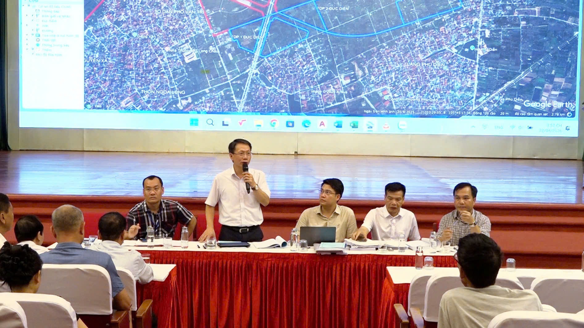 Phường Phú Diễn đối thoại với người dân về Dự án Công viên công nghệ số và hỗn hợp- Ảnh 2.