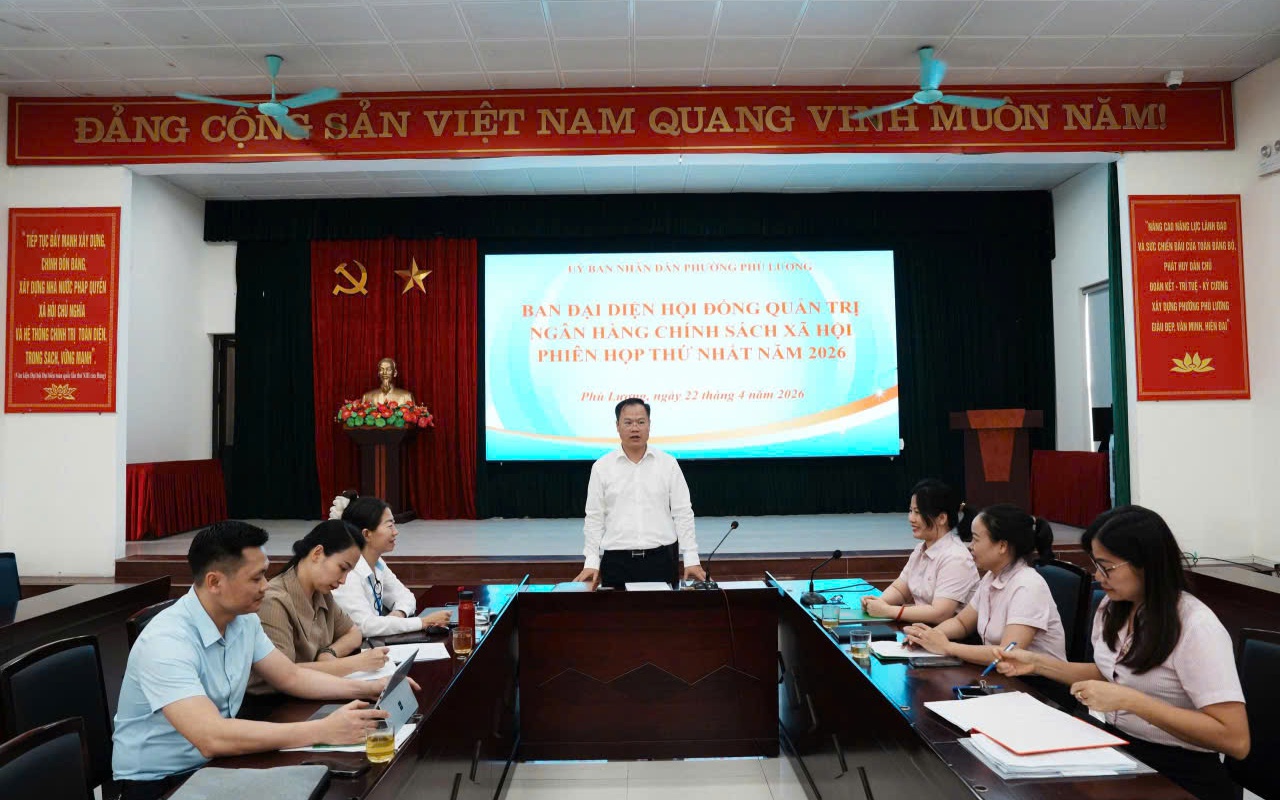 Ban đại diện HĐQT Ngân hàng Chính sách xã hội phường Phú Lương họp đánh giá kết quả hoạt động quý I, triển khai nhiệm vụ quý II/2026