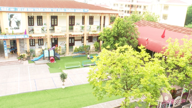 Đoàn giám sát HĐND xã Phú Xuyên giám sát công tác VSMT tại thôn Thao Chính, thôn Thao Ngoại,Trường THCS Trần Phú và trường Mầm non Quang Trung- Ảnh 6.