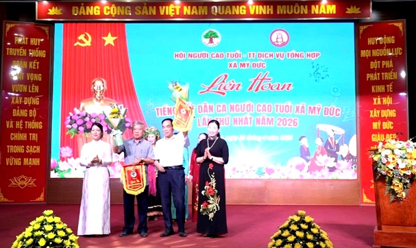 Hội người cao tuổi xã Mỹ Đức tổ chức liên hoan tiếng hát dân ca người cao tuổi lần thứ nhất năm 2026- Ảnh 10.