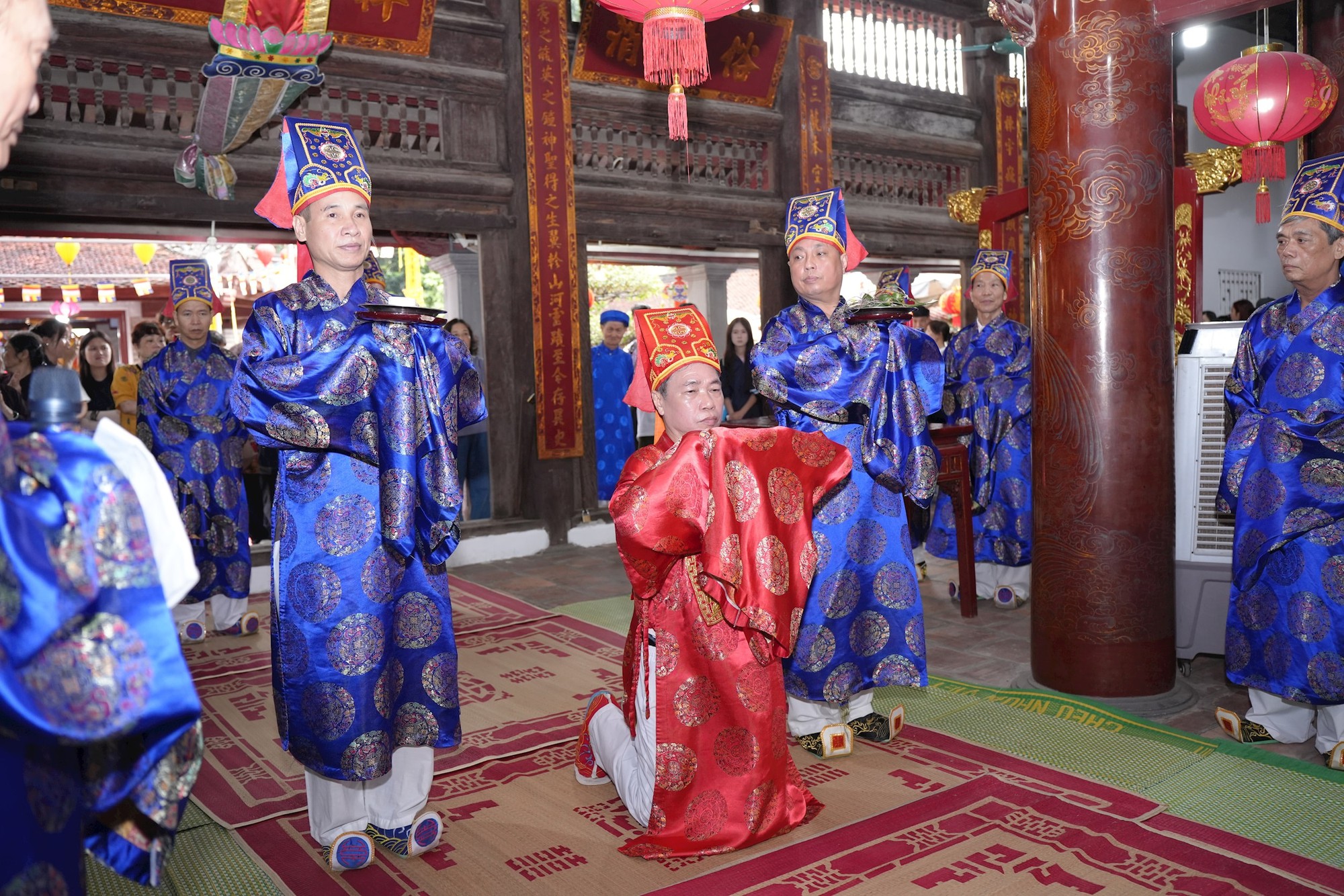 Khai hội Chùa Láng năm 2026:
Gìn giữ di sản quốc gia, lan tỏa giá trị cốt lõi- Ảnh 4.